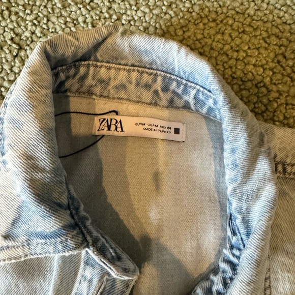 ZARA Cropped Denim Jacket - size M - Picture 8 of 9